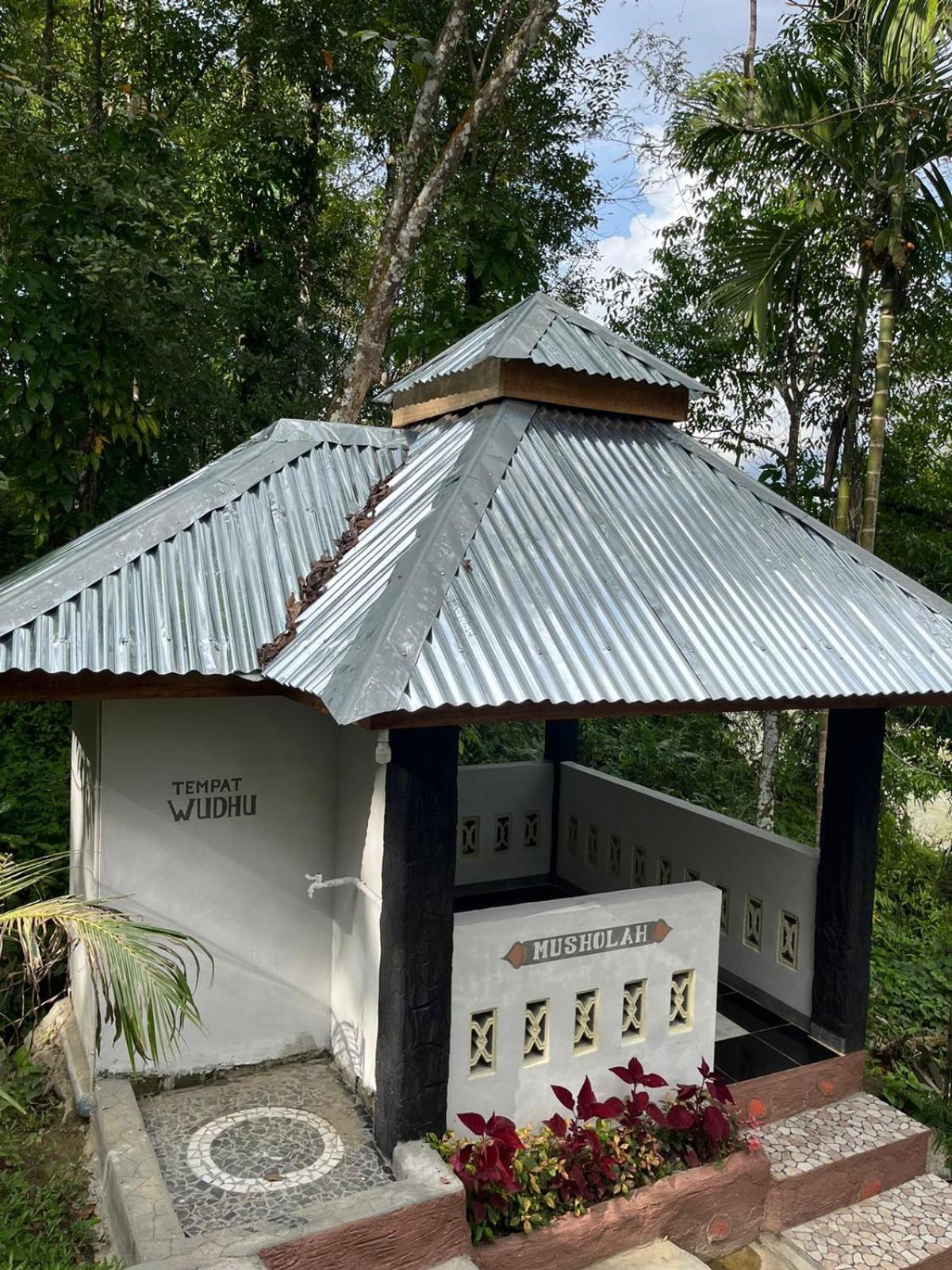 Asim Paris Guesthouse & Jungle Trekking บูกิตลาวัง ภายนอก รูปภาพ