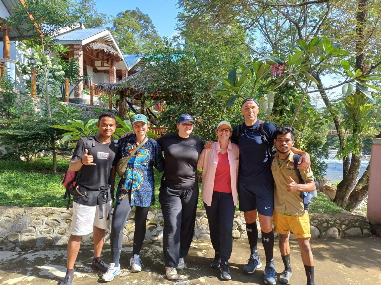 Asim Paris Guesthouse & Jungle Trekking บูกิตลาวัง ภายนอก รูปภาพ
